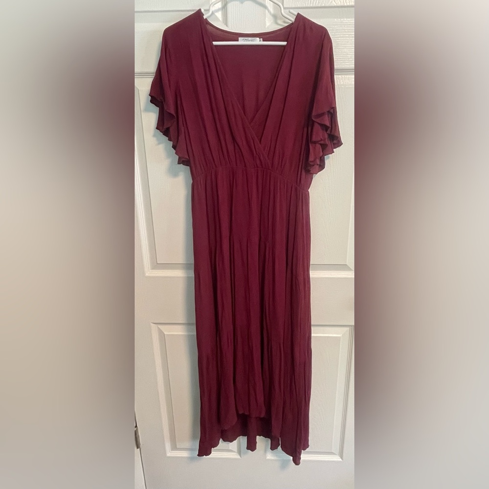 Chic Wine Ruffle Sleeve Midi Dress